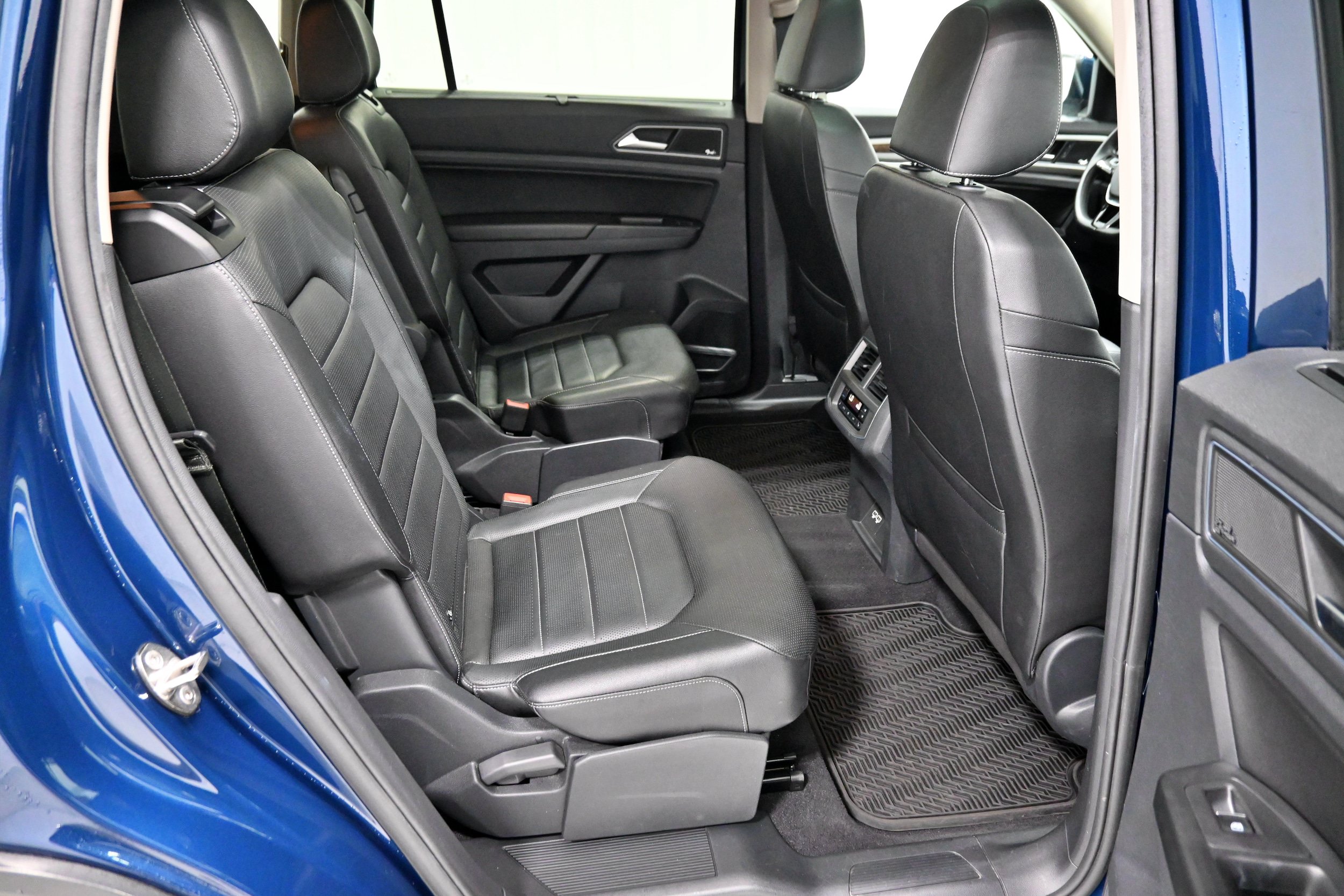 Used 2019 Volkswagen Atlas SEL Premium AWD/4WD image 28