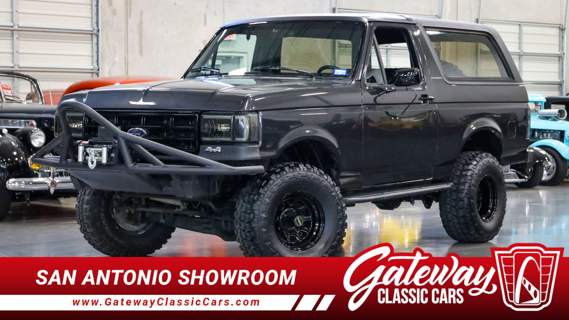Used 1988 Ford Bronco image 1