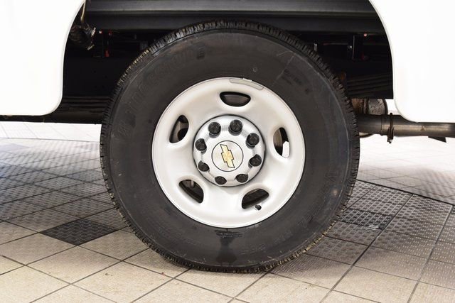 New 2025 Chevrolet Express 3500 w/ Power Convenience Package RWD image 16