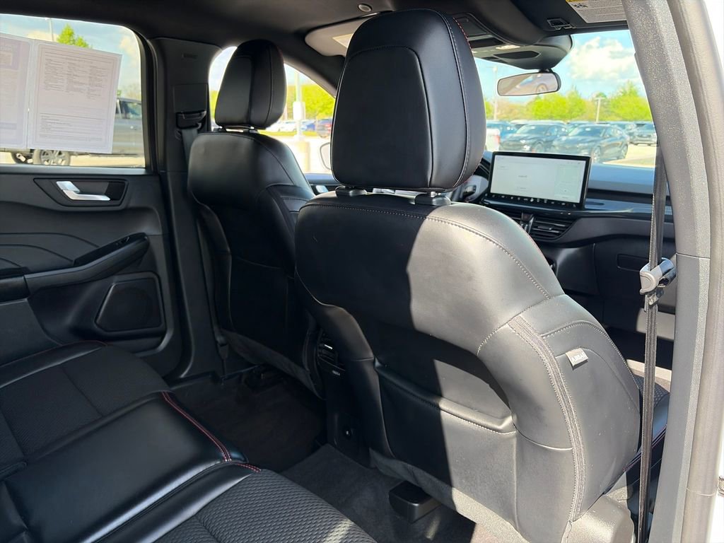 Used 2023 Ford Escape ST-Line Select w/ Tech Pack #1 AWD/4WD image 28