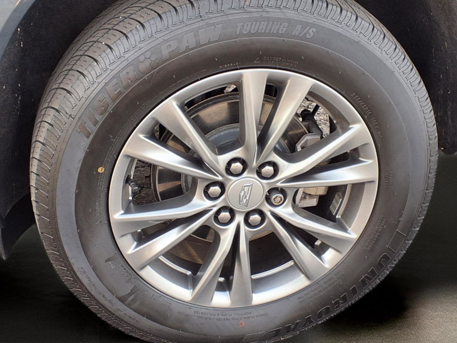 Used 2021 Cadillac XT5 Premium Luxury w/ LPO, Floor Liner Package AWD/4WD image 28