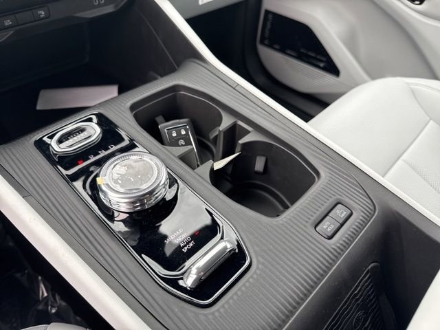 New 2026 Jeep Cherokee Limited image 28