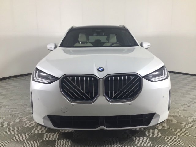 Used 2025 BMW X3 xDrive30i w/ M Sport Package image 2
