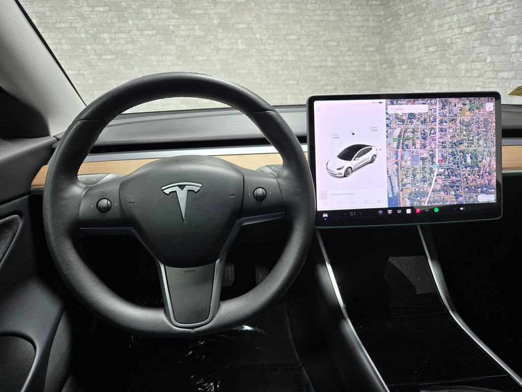 Used 2020 Tesla Model 3 Performance image 16