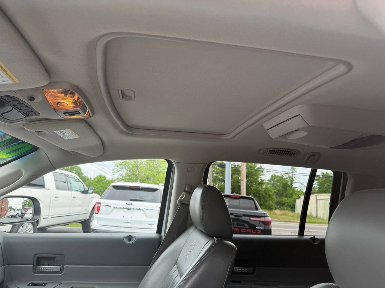Used 2006 Dodge Durango Limited w/ Travel Convenience Group AWD/4WD image 13