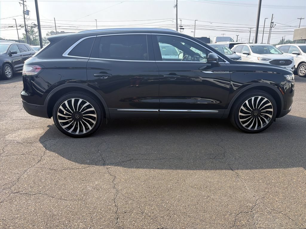 Certified 2023 Lincoln Nautilus Black Label w/ Class II Trailer Tow Package AWD/4WD image 6