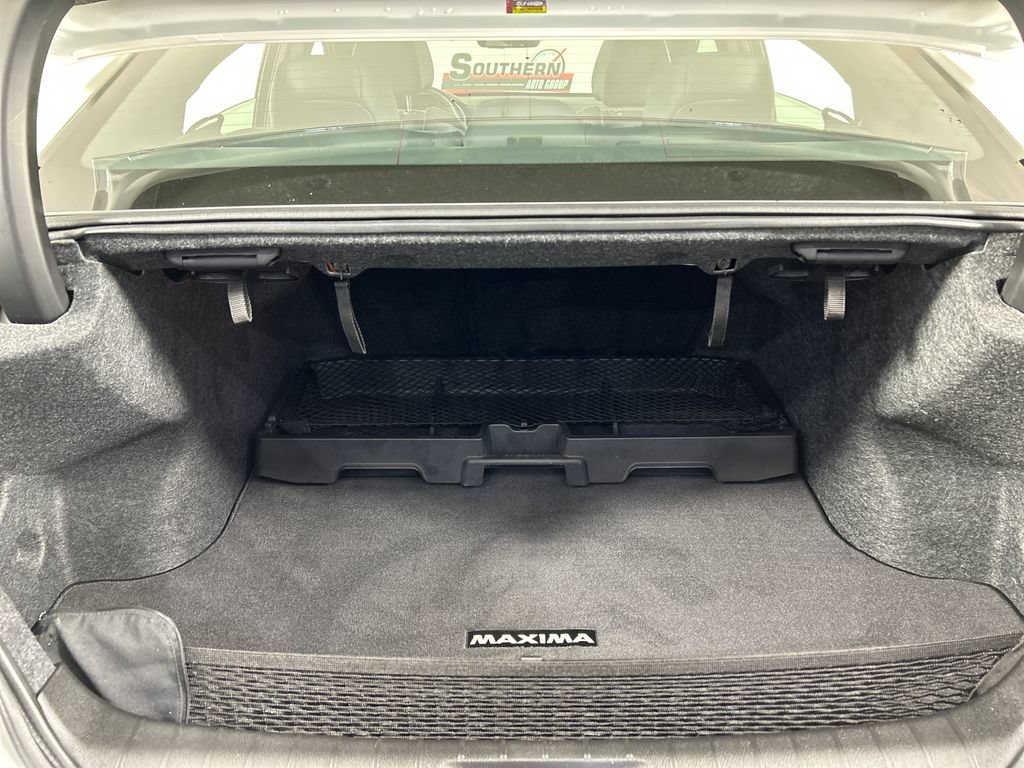Used 2023 Nissan Maxima SR w/ Sport Mat Group FWD image 20