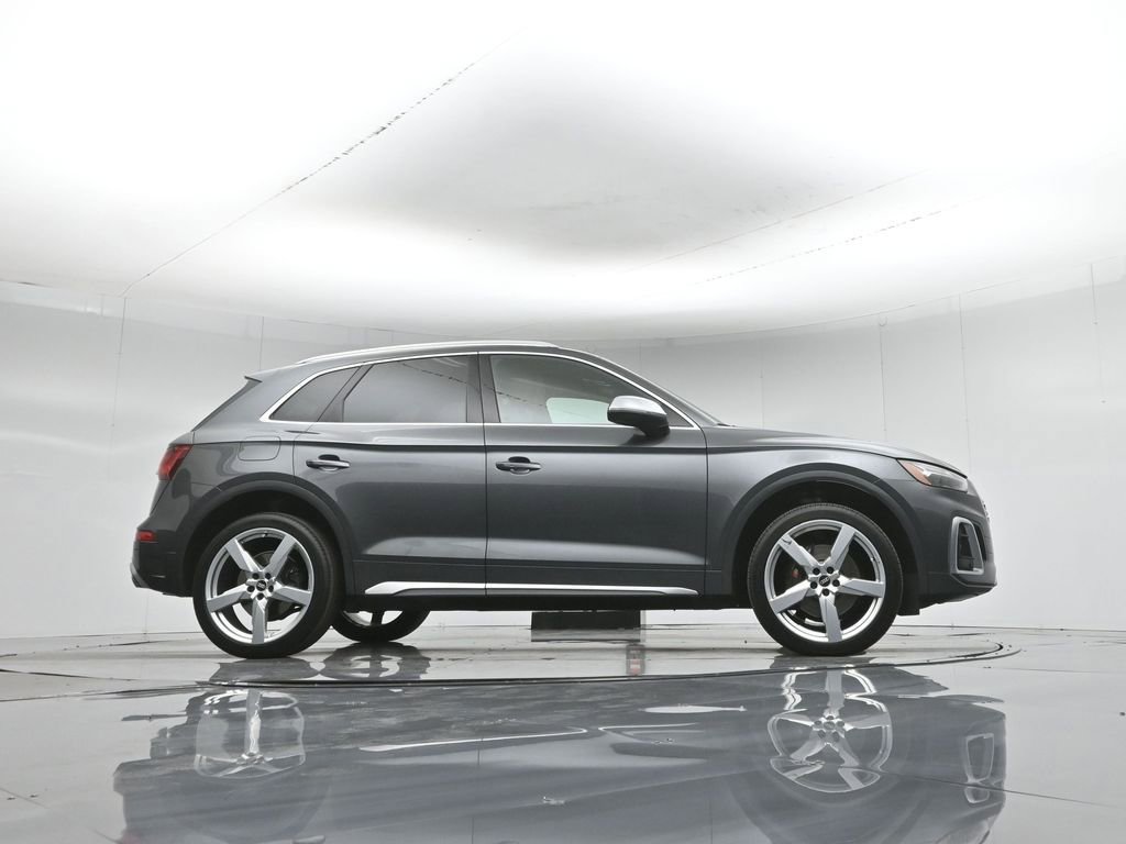 Used 2021 Audi SQ5 Premium w/ Convenience Package image 46