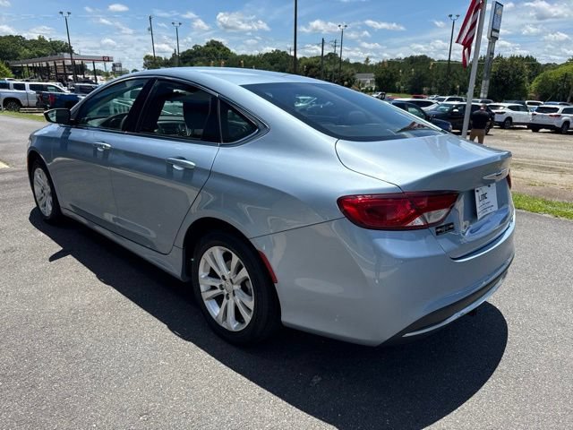 Used 2015 Chrysler 200 Limited FWD image 4