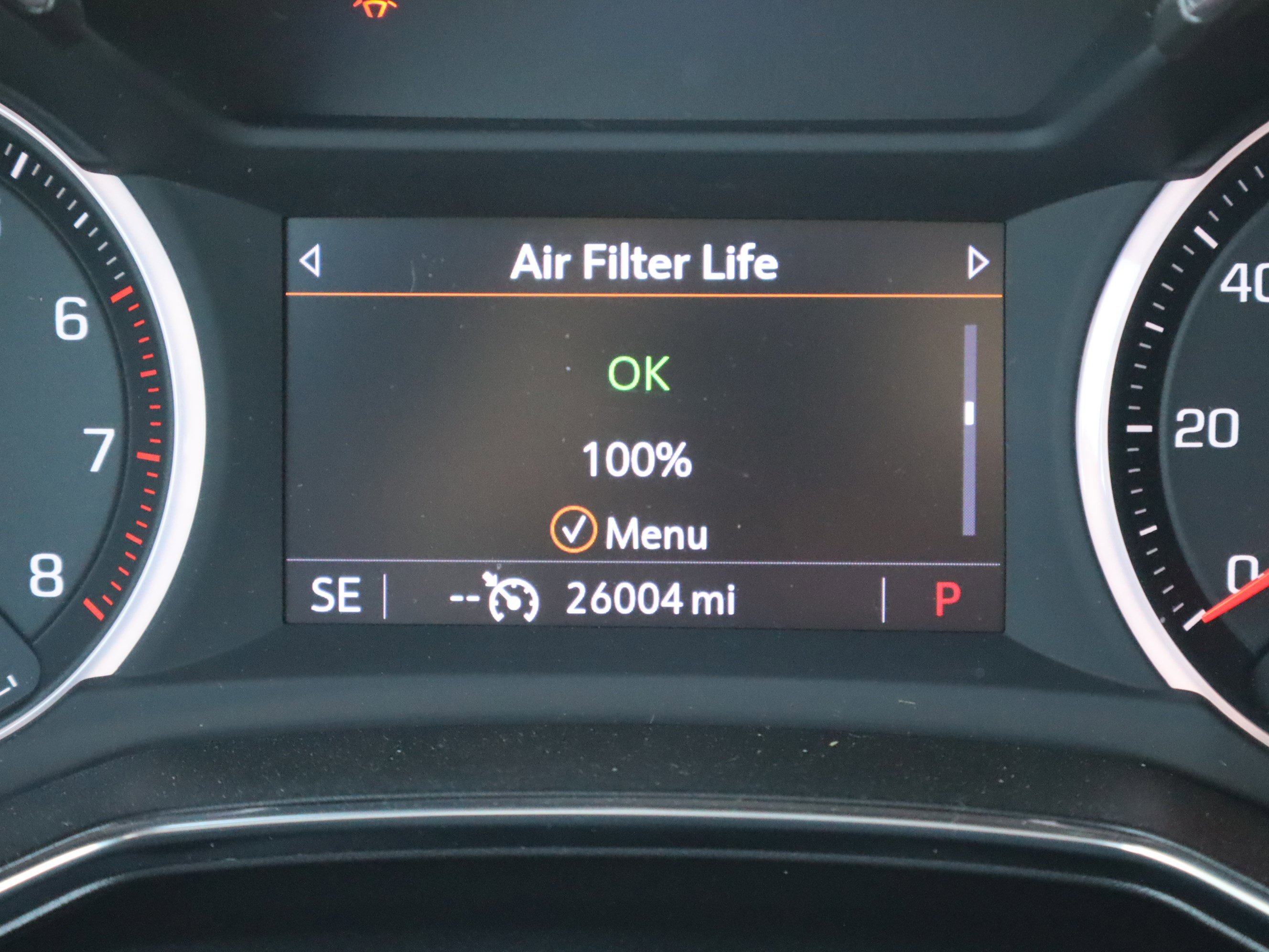 Used 2021 Chevrolet TrailBlazer ACTIV w/ Technology Package FWD image 24