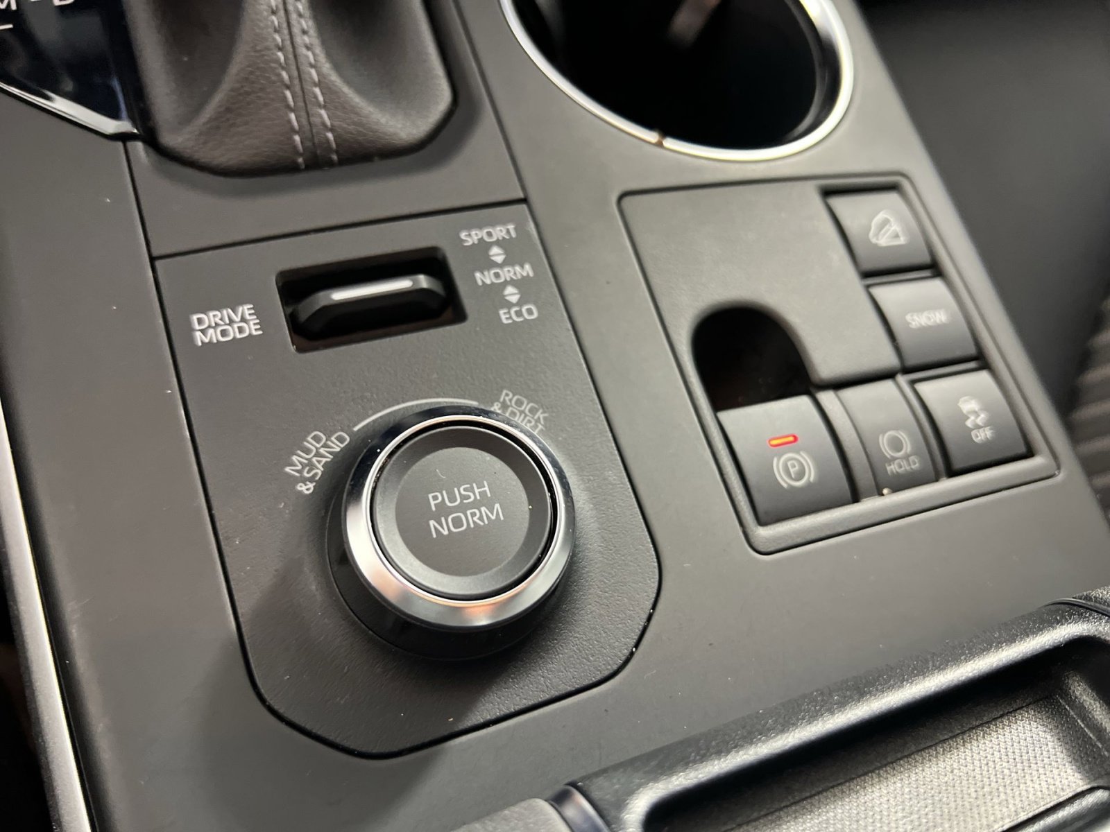 Used 2023 Toyota Highlander XSE image 33