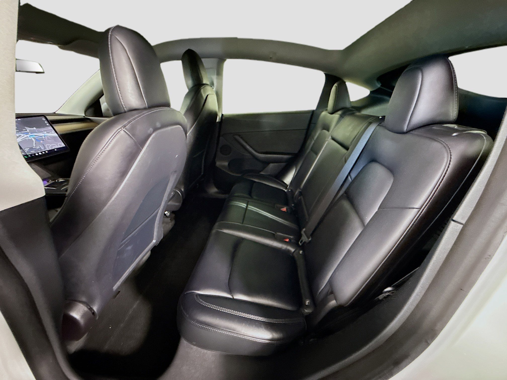 Used 2021 Tesla Model Y Long Range image 24