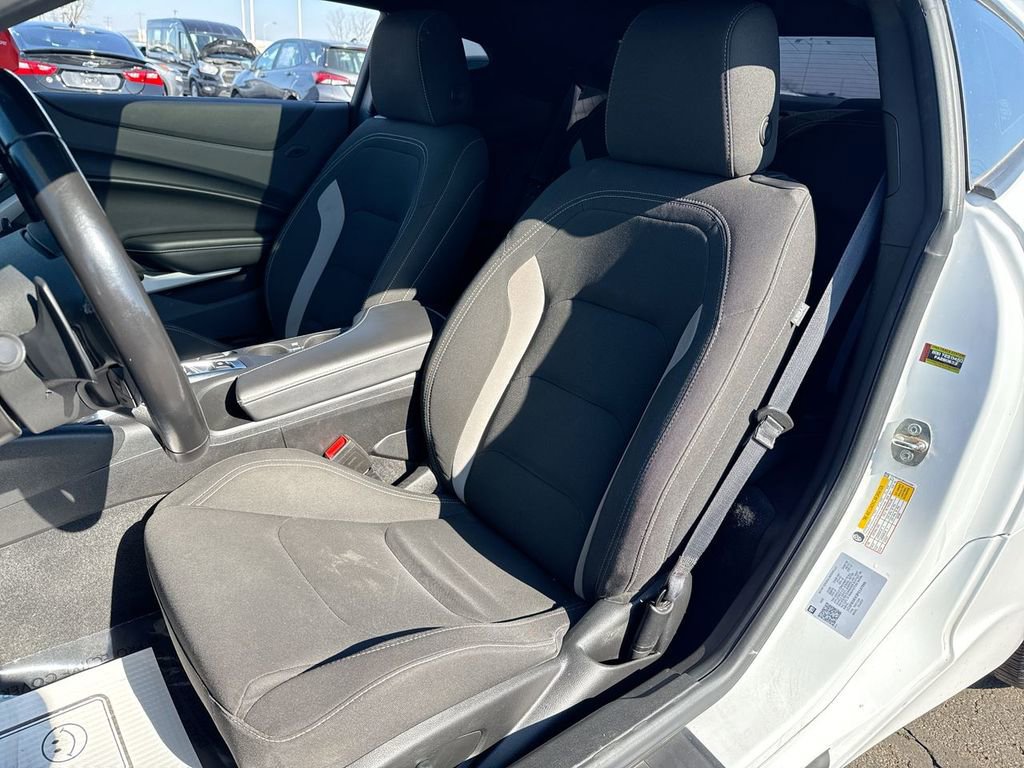 Used 2023 Chevrolet Camaro LT image 11