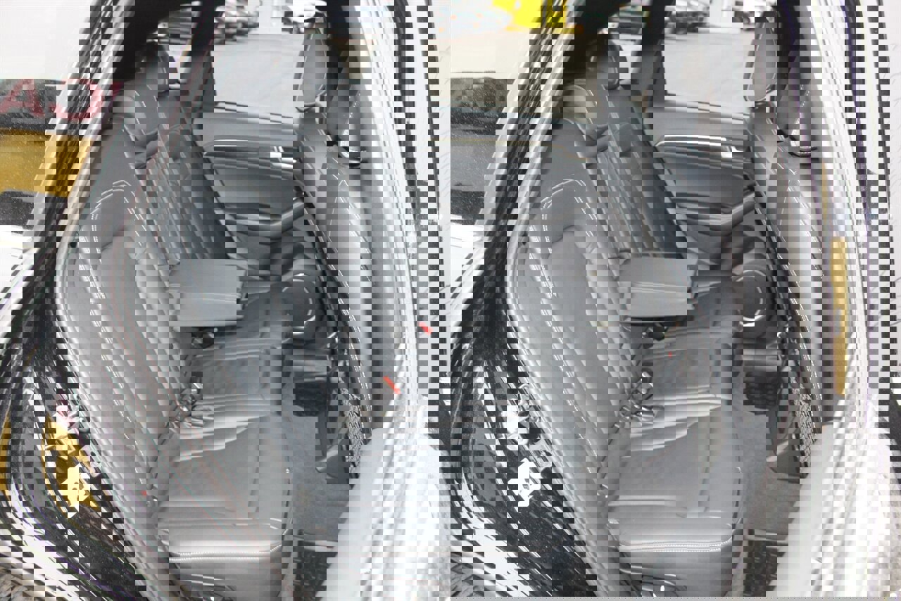 Used 2015 Audi SQ5 Premium Plus image 16