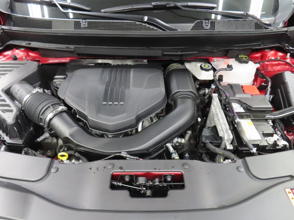 Used 2026 GMC Acadia AT4 w/ LPO, Floor Liner Package AWD/4WD image 34
