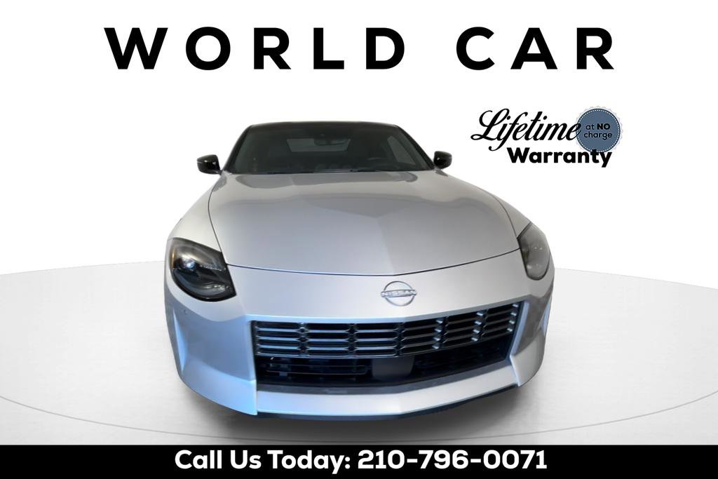 Used 2025 Nissan Z Performance w/ Floor Mat Package RWD image 2