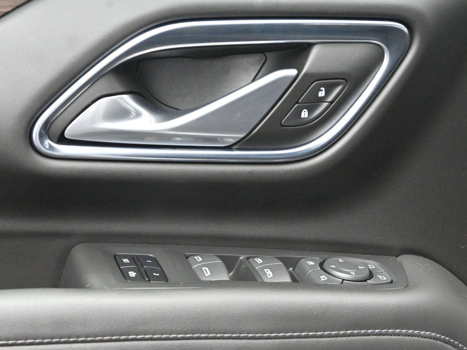 Used 2022 Chevrolet Tahoe Z71 w/ Z71 Off-Road Package image 14