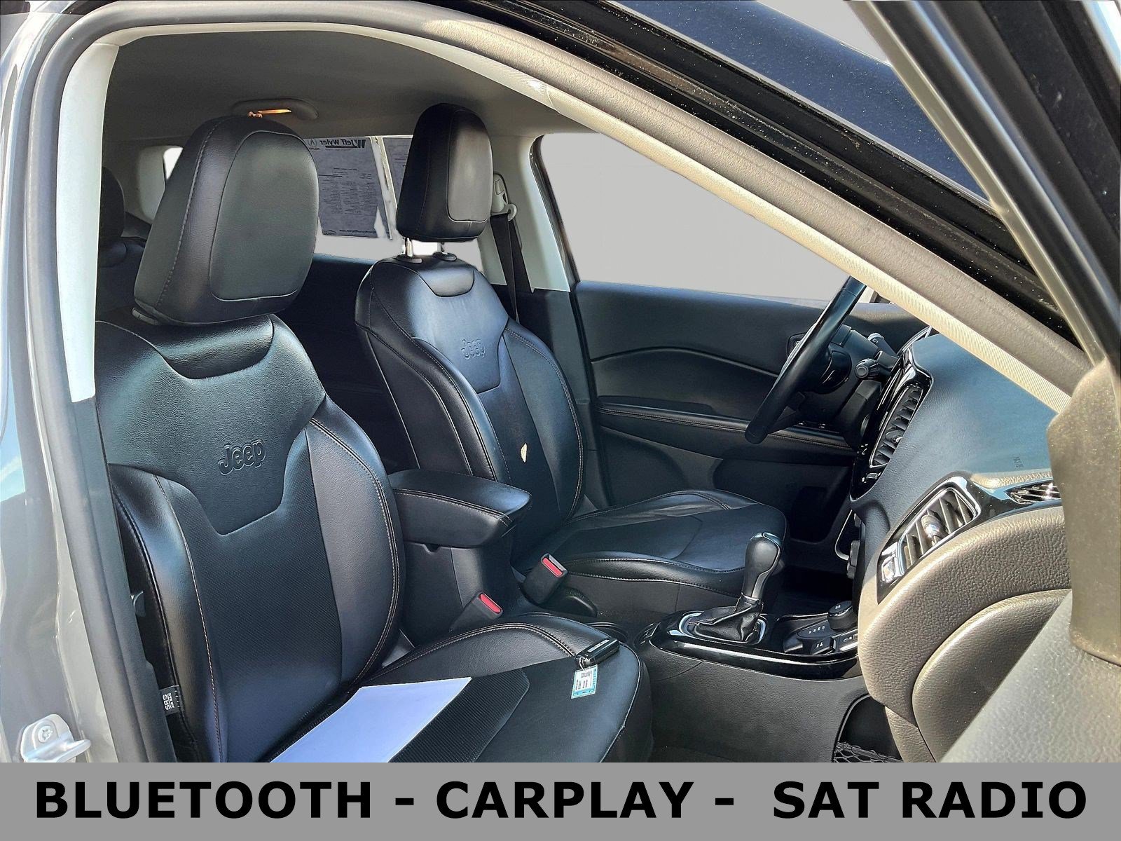 Used 2020 Jeep Compass Limited AWD/4WD image 30