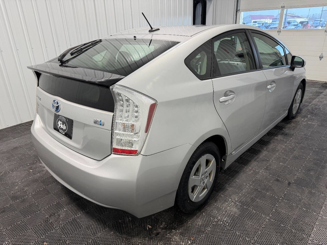 Used 2010 Toyota Prius Five image 5