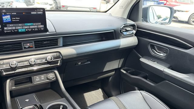 Used 2025 Honda Pilot Touring image 26