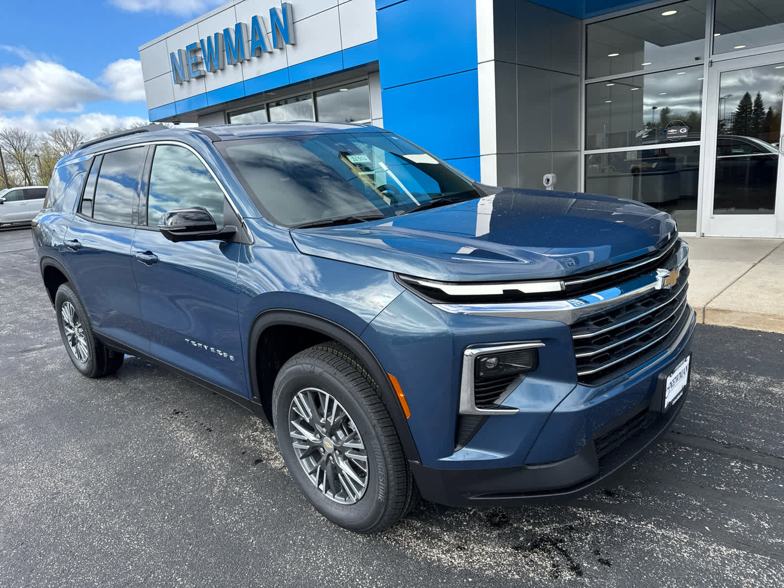 New 2026 Chevrolet Traverse LT