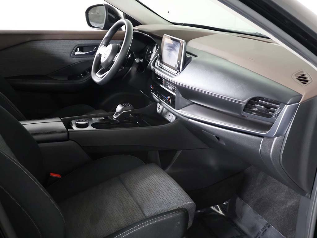 Used 2023 Nissan Rogue SV image 21