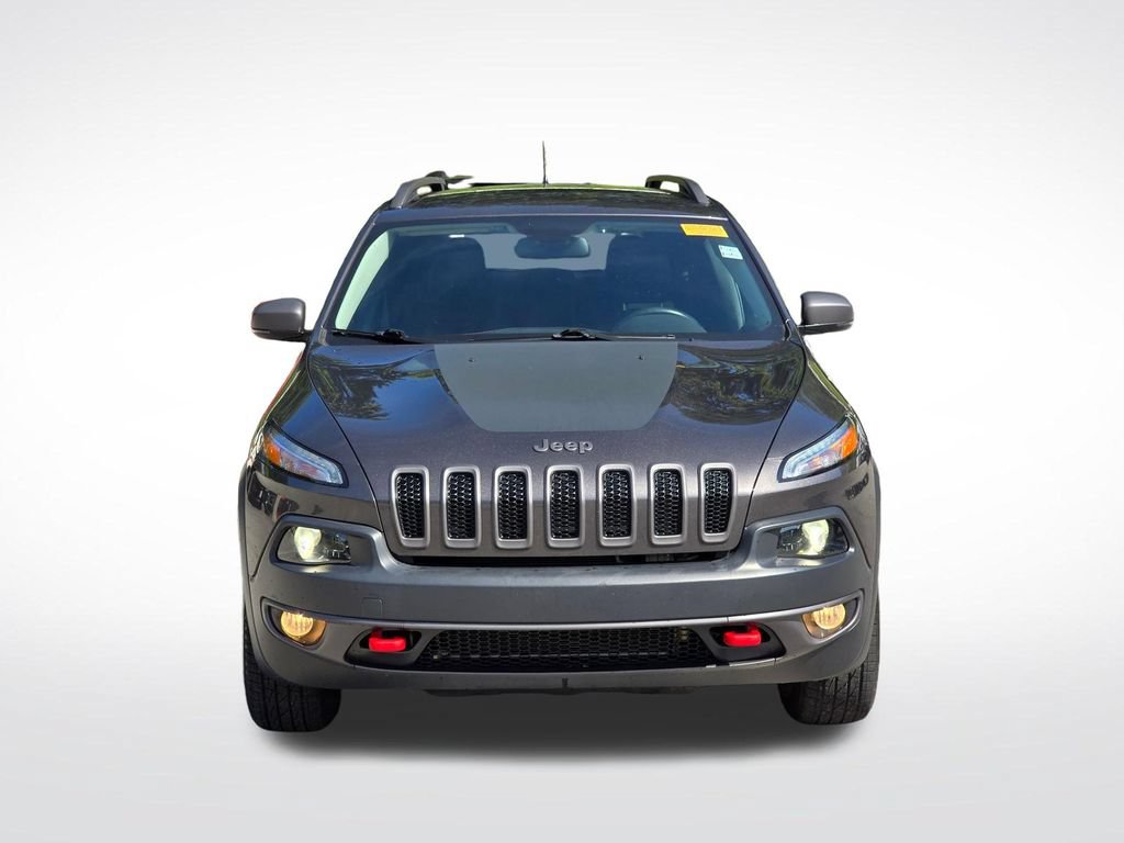 Used 2018 Jeep Cherokee Trailhawk w/ Cold Weather Group AWD/4WD image 11