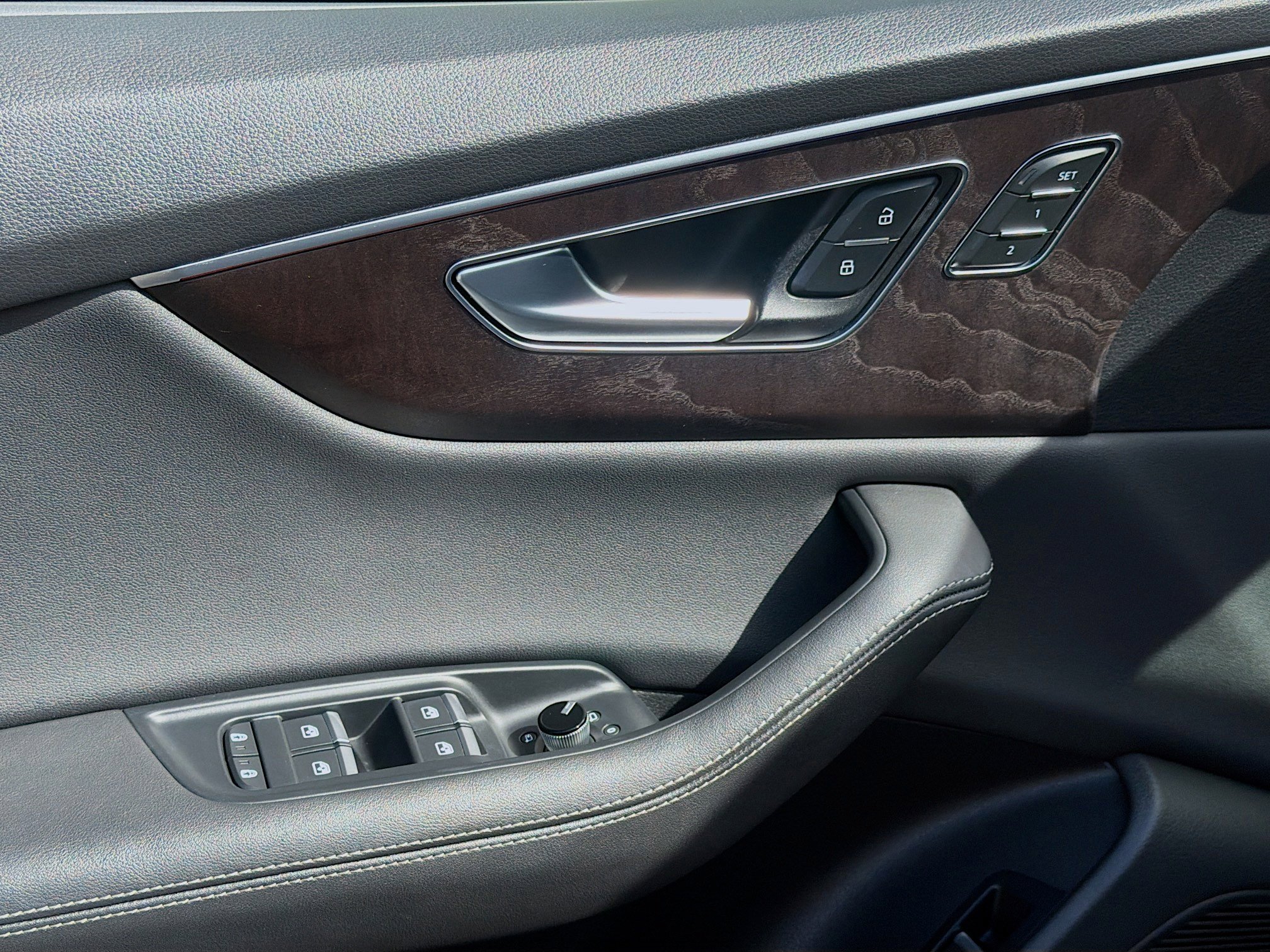 Used 2023 Audi Q8 Prestige image 15