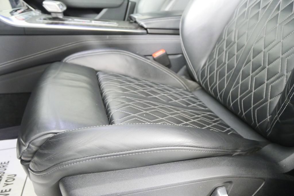 Used 2020 Audi S6 Premium Plus w/ S Sport Package image 8