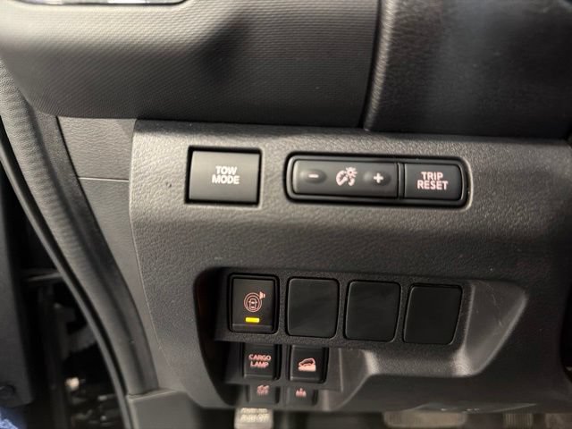 Certified 2023 Nissan Frontier PRO-4X w/ Technology Package AWD/4WD image 20