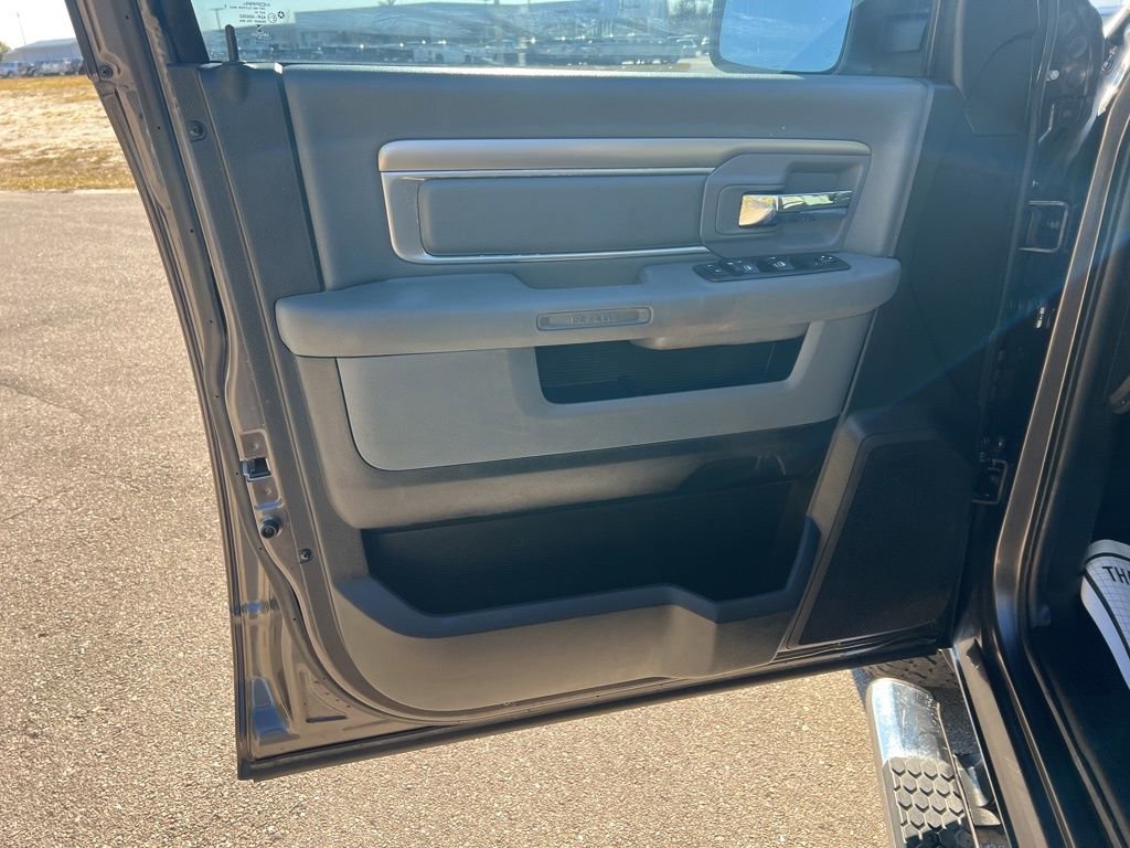 Used 2015 RAM 1500 Big Horn image 37