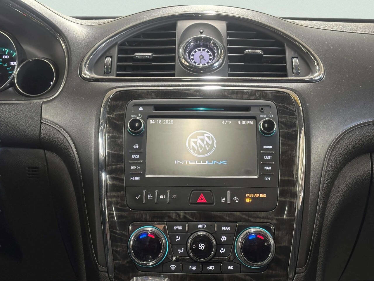Used 2014 Buick Enclave Premium AWD/4WD image 31
