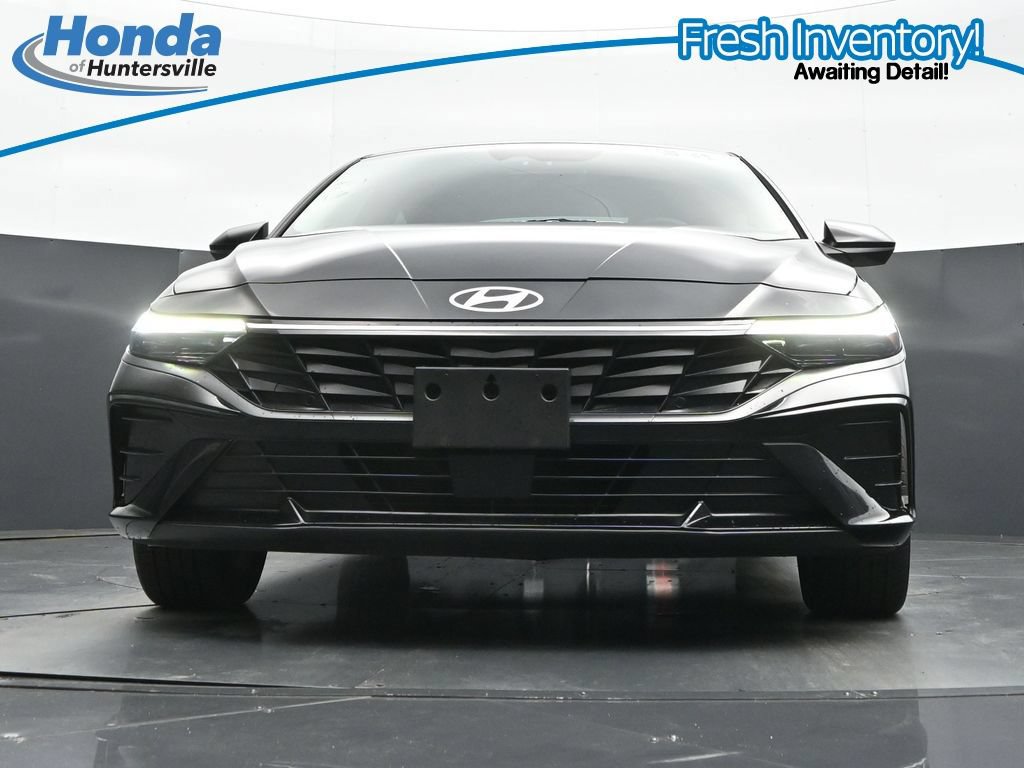 Used 2024 Hyundai Elantra SEL w/ Convenience Package FWD image 26
