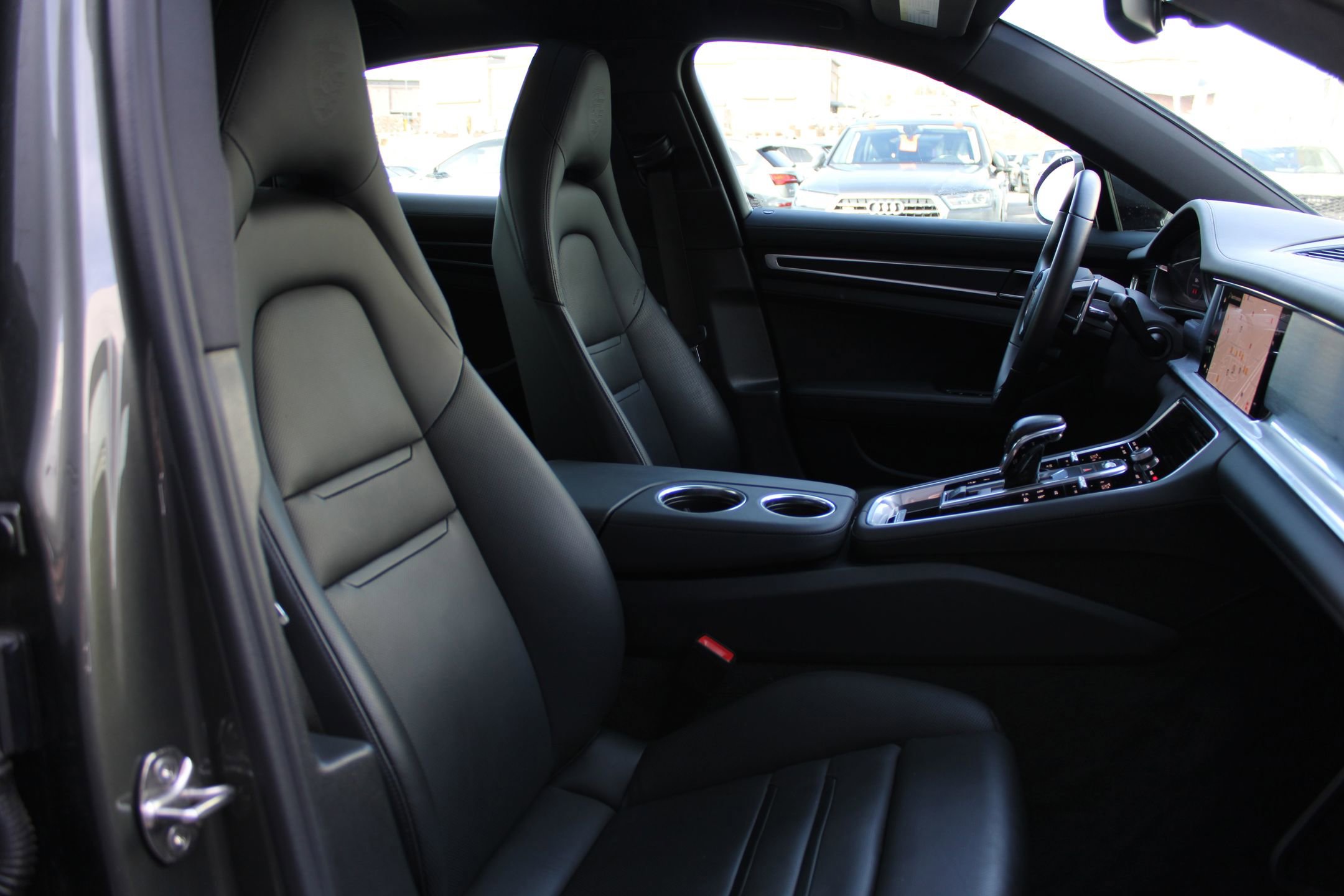 Certified 2023 Porsche Panamera Platinum Edition image 26