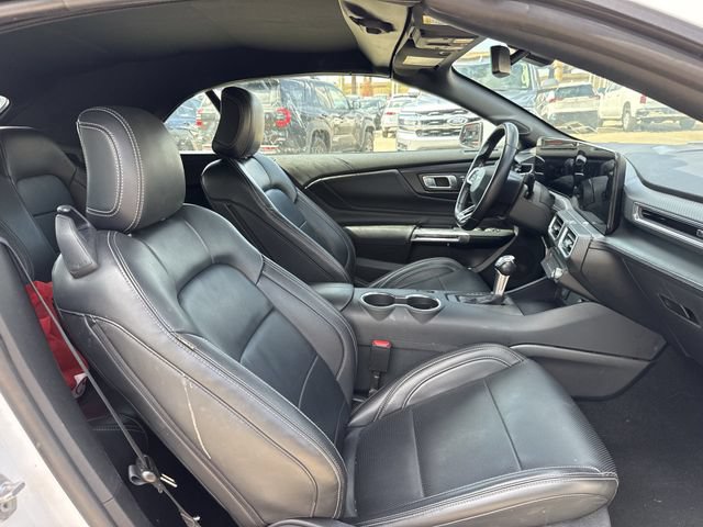 Used 2025 Ford Mustang Premium RWD image 27