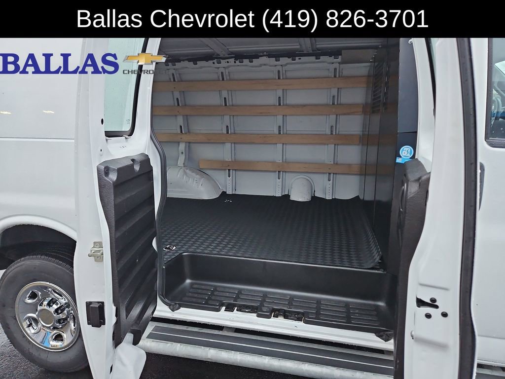 Used 2024 Chevrolet Express 2500 w/ Driver Convenience Package image 24
