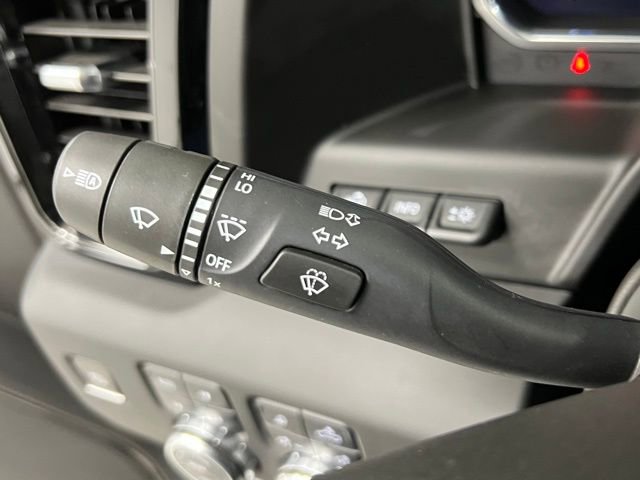 Used 2025 GMC Sierra 3500 AT4 w/ AT4 Premium Plus Package image 31