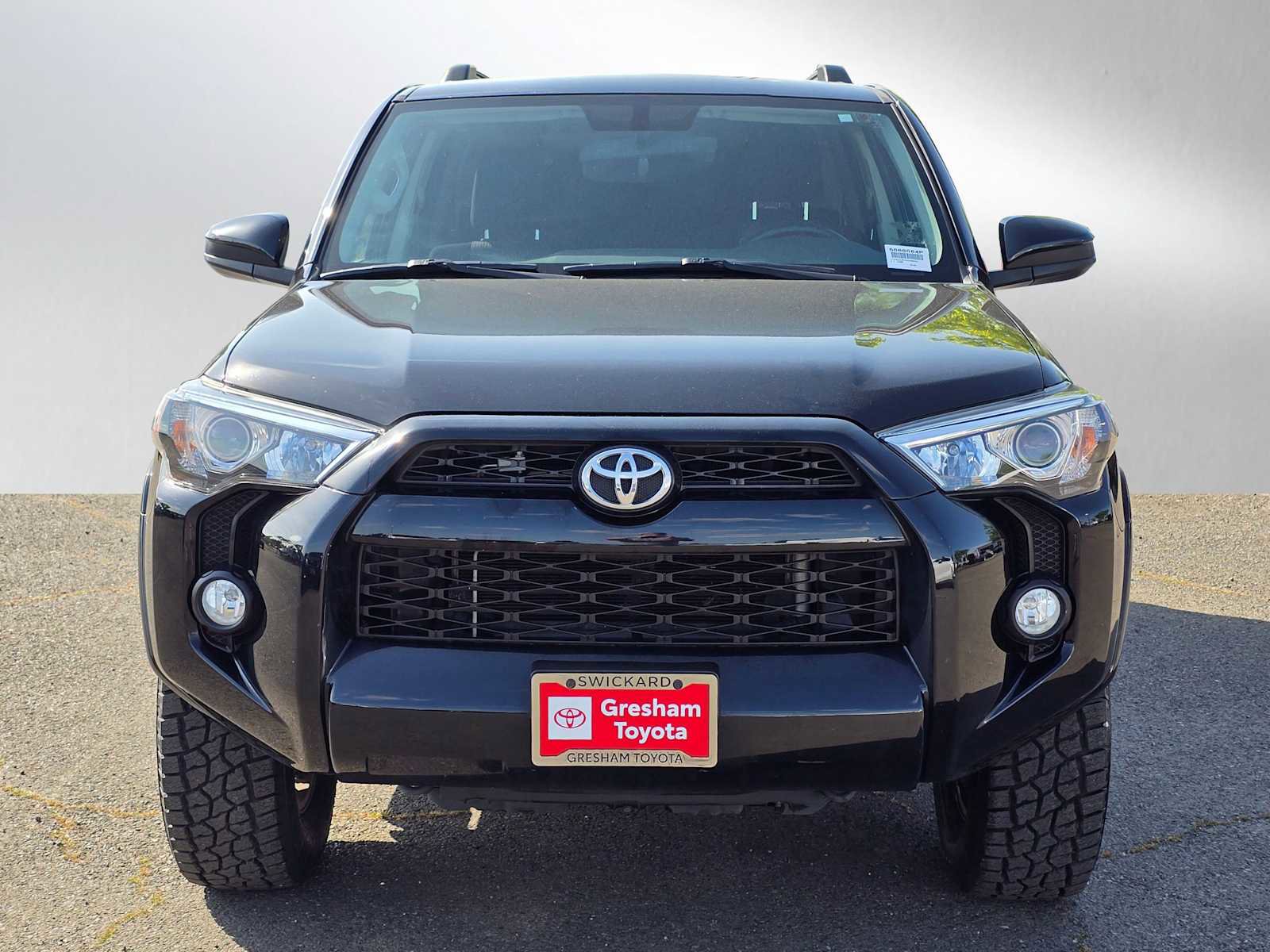 Certified 2019 Toyota 4Runner SR5 AWD/4WD image 10