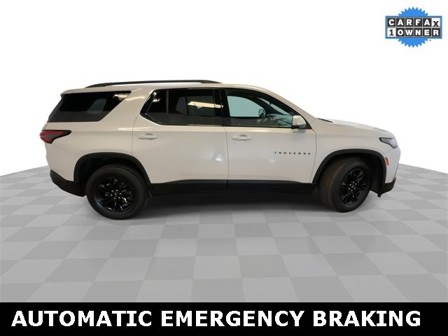 Certified 2023 Chevrolet Traverse LT w/ Midnight/Sport Edition image 9