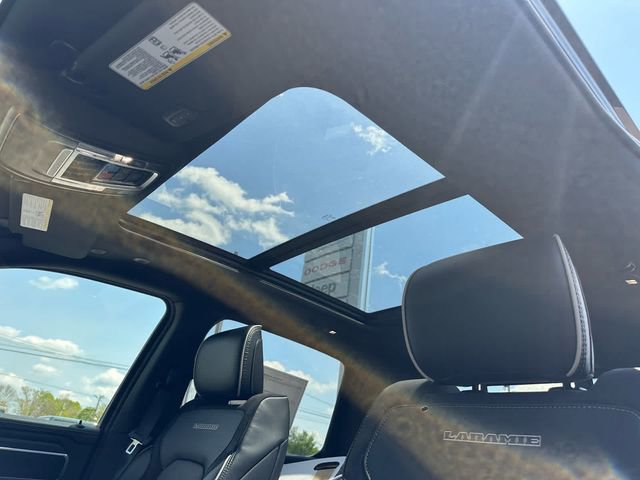 New 2026 RAM 1500 Laramie AWD/4WD image 24