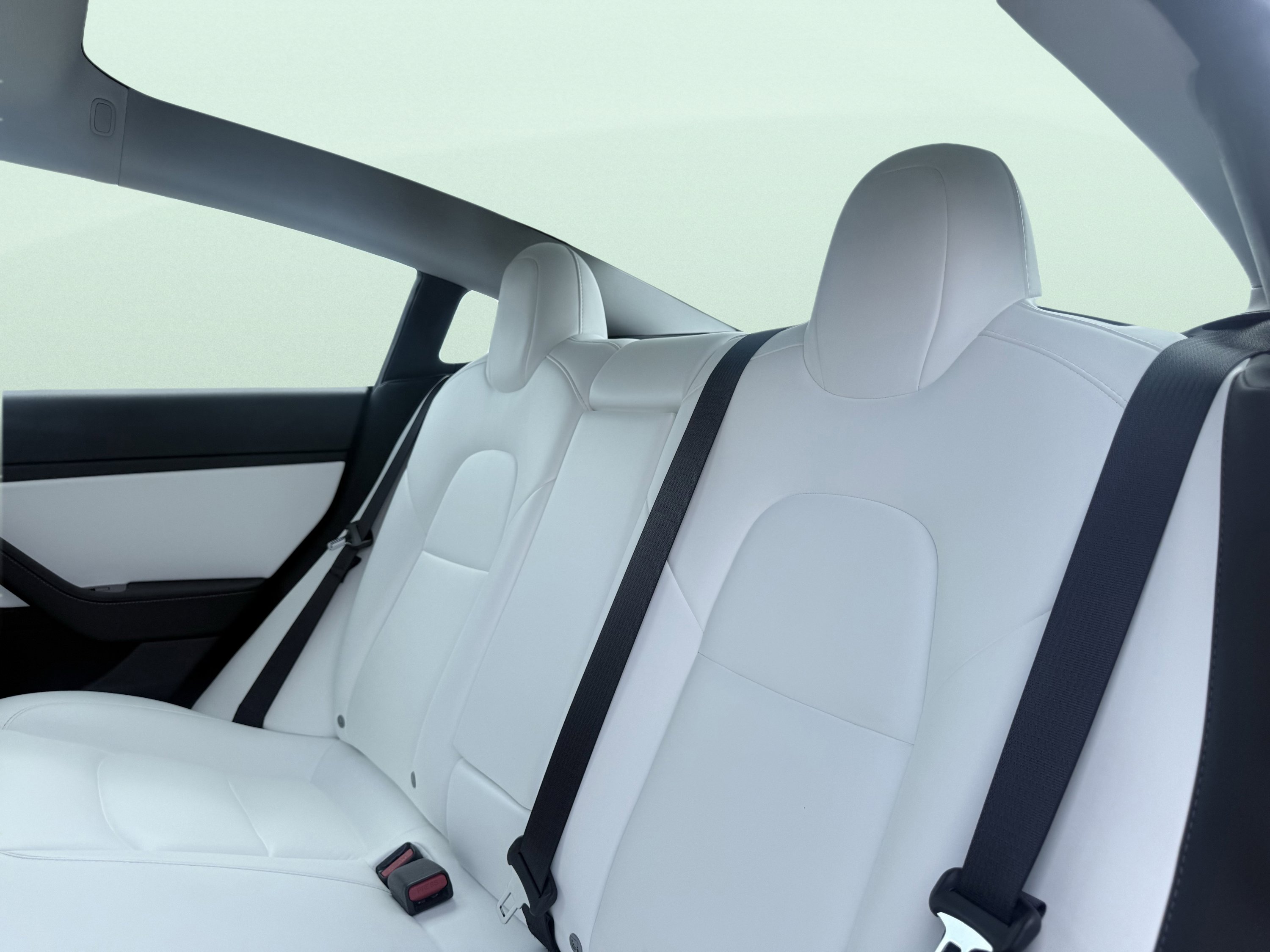 Used 2020 Tesla Model 3 Long Range image 31