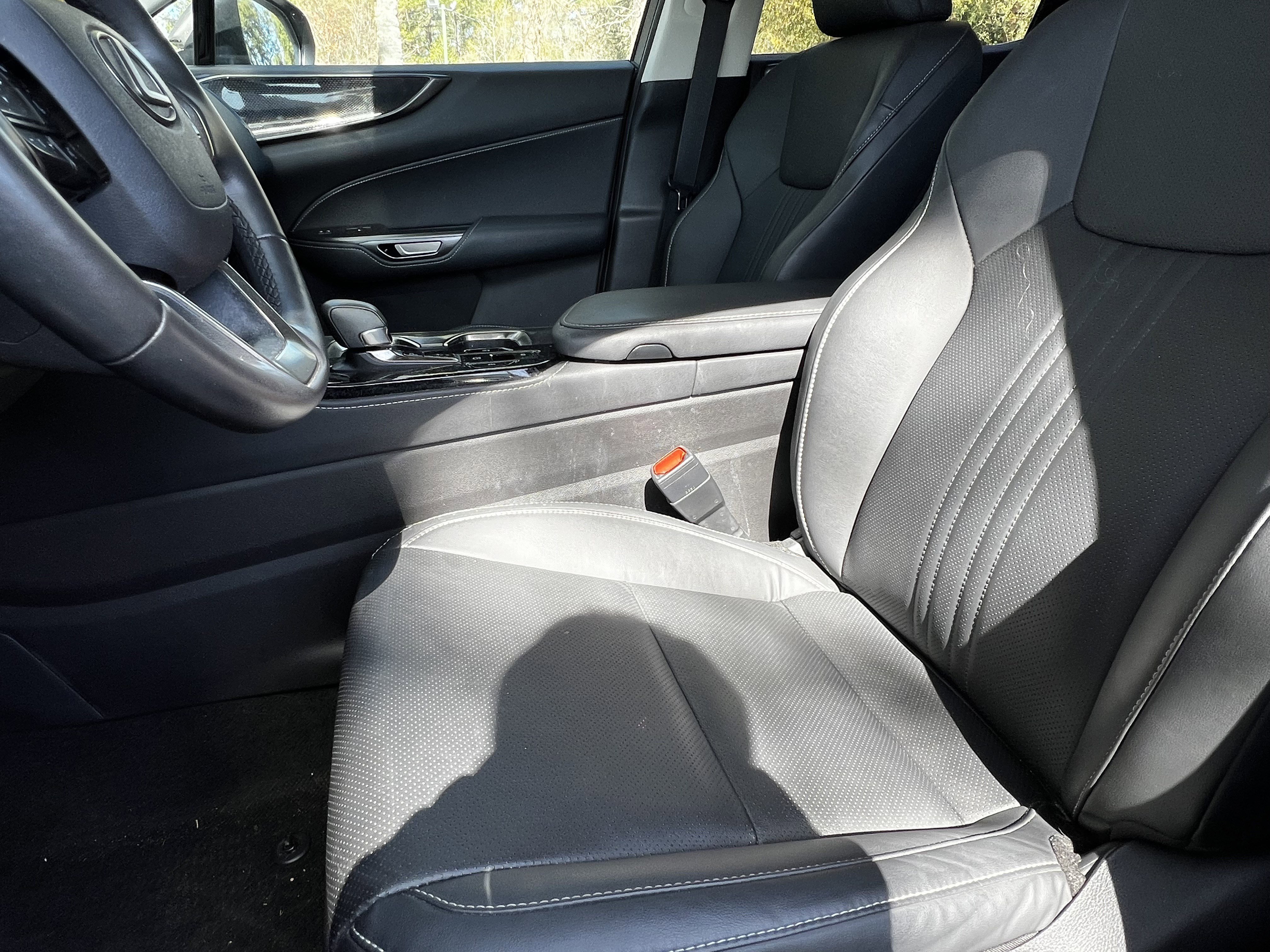 Used 2024 Lexus NX 250 FWD w/ Towing Package (2000 Lbs) image 16