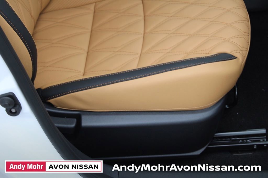 New 2025 Nissan Sentra SV w/ SV Premium Package image 13