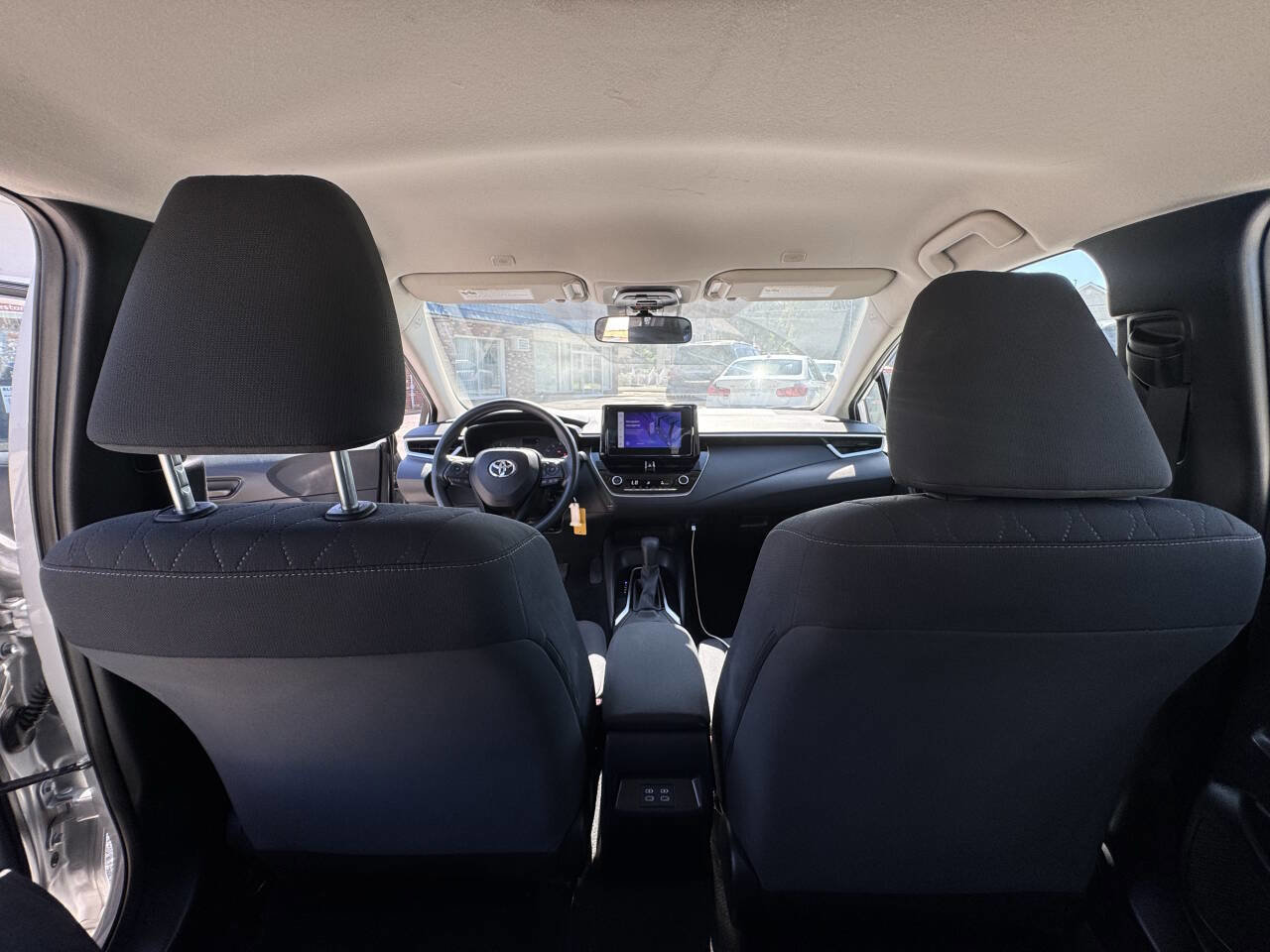 Used 2023 Toyota Corolla LE image 32