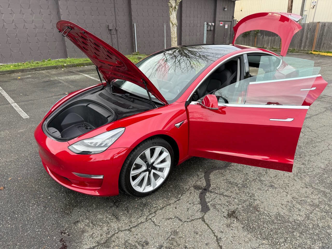 Used 2020 Tesla Model 3 Long Range image 29