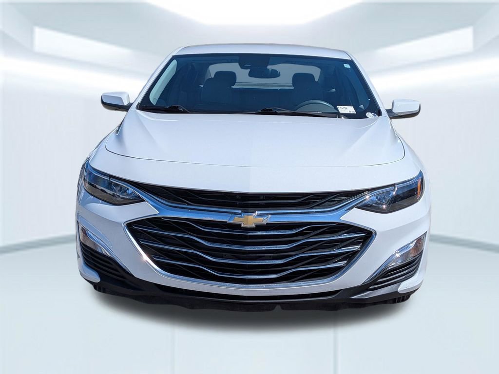 Used 2024 Chevrolet Malibu LS w/ Driver Confidence Package image 10