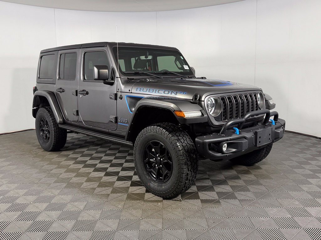 Used 2023 Jeep Wrangler Unlimited Rubicon 4xe AWD/4WD image 4