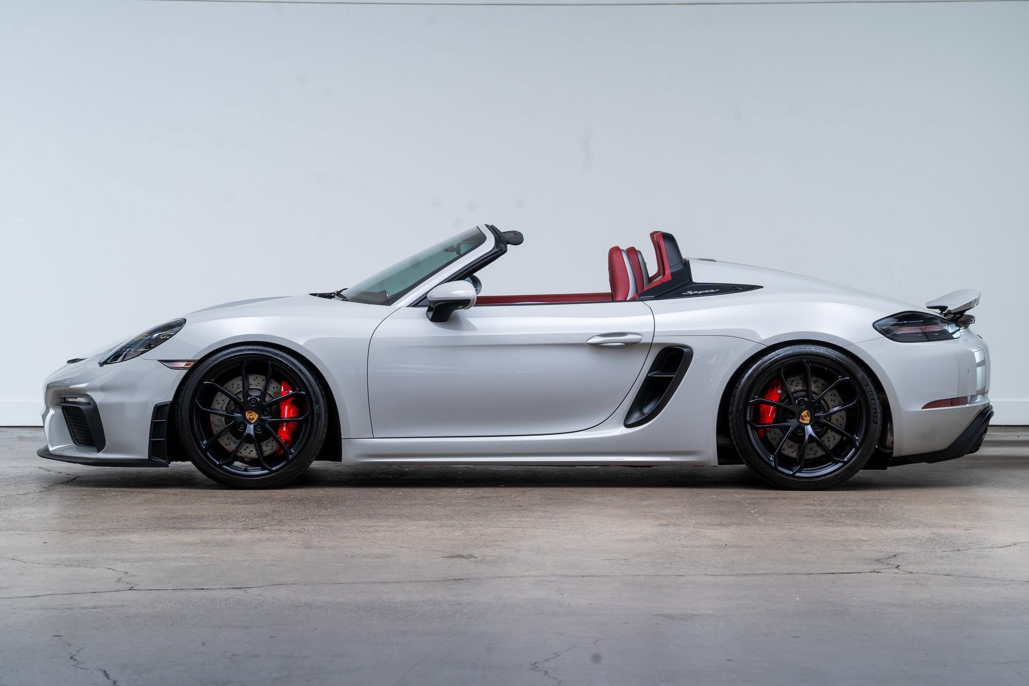 Used 2021 Porsche 718 Boxster Spyder RWD image 6