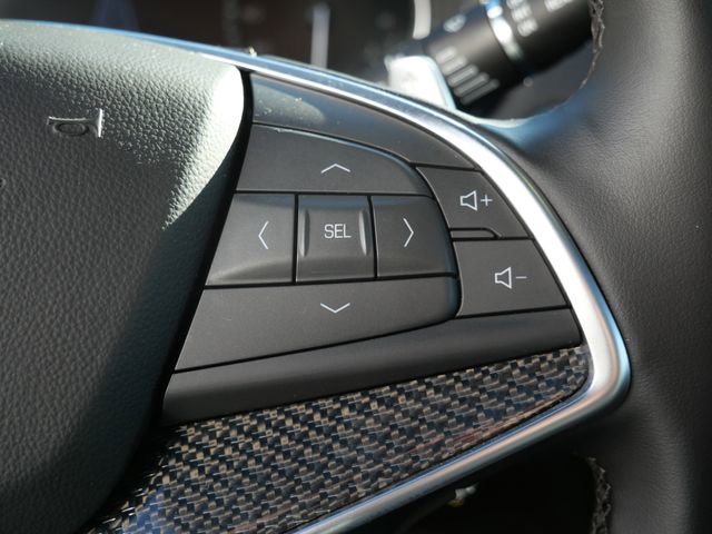 Used 2025 Cadillac XT5 Sportv w/ LPO, Floor Liner Package AWD/4WD image 26