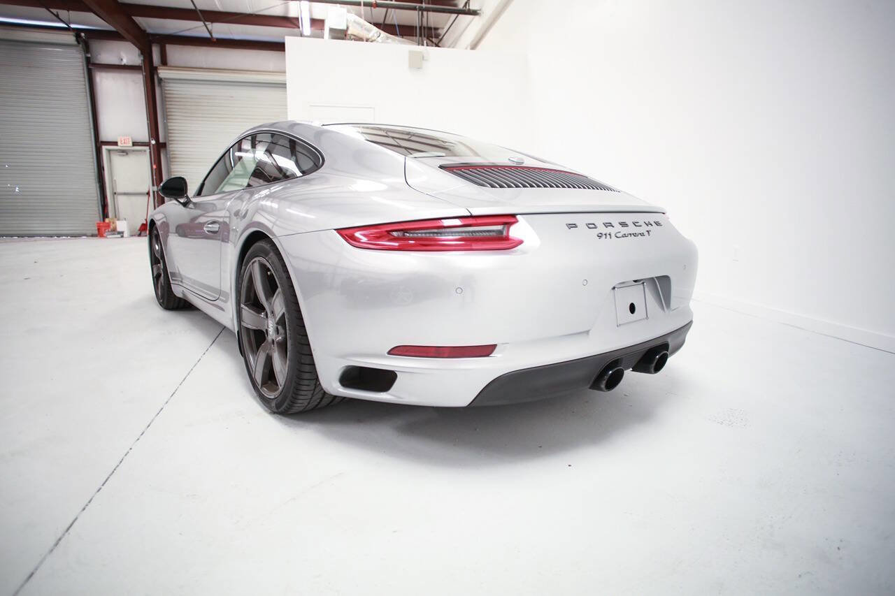 Used 2018 Porsche 911 Carrera T image 8